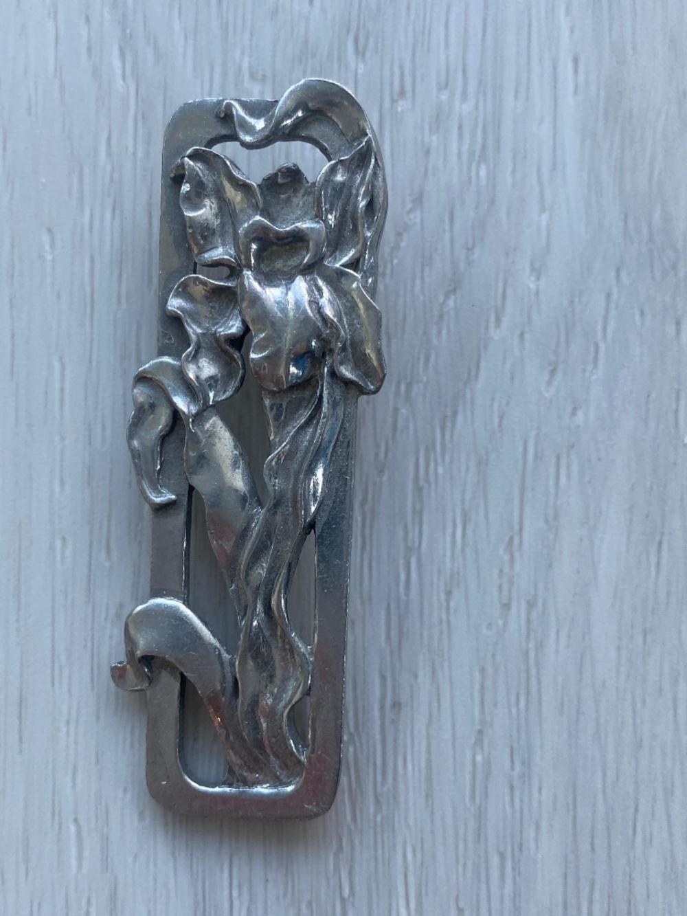 Seagull Pewter Iris Brooch
